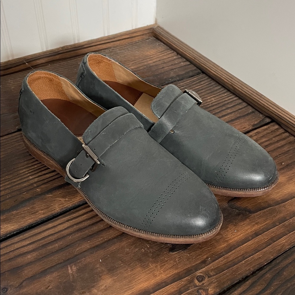 New OluKai Haili Leather Loafer